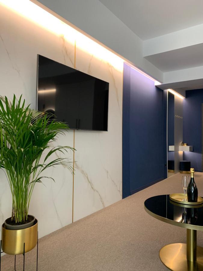 Luxury Saphir Gold Mamaia Nord Apartment Exterior photo