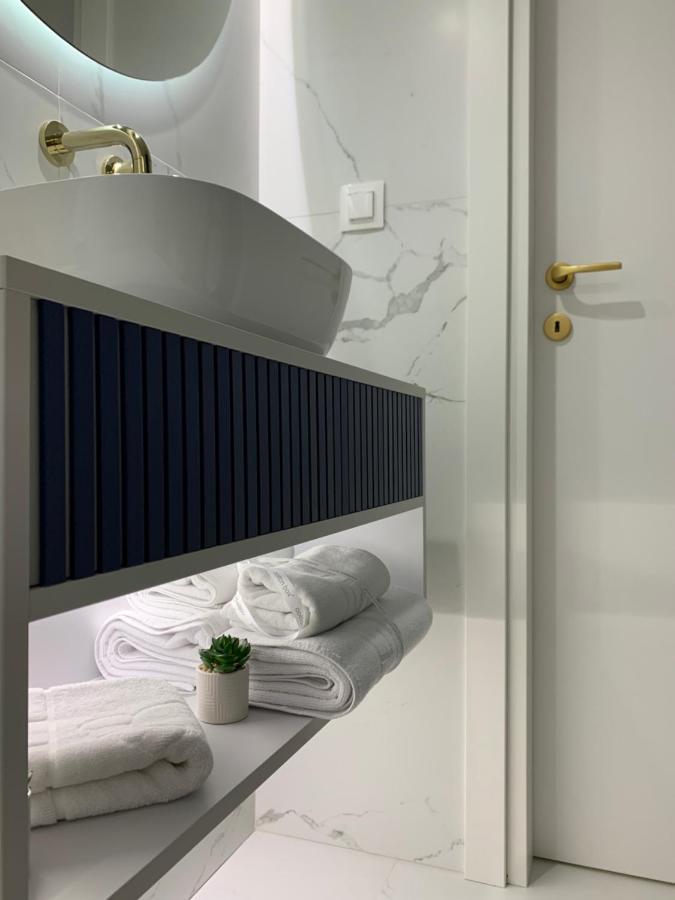 Luxury Saphir Gold Mamaia Nord Apartment Exterior photo